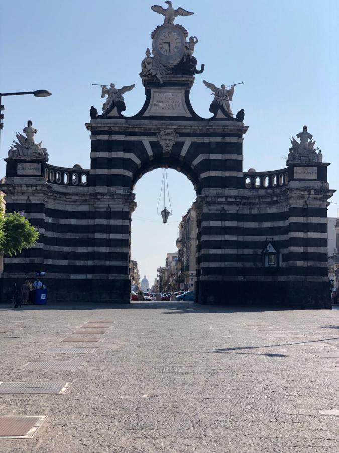 Antony'S Home Catania Bagian luar foto